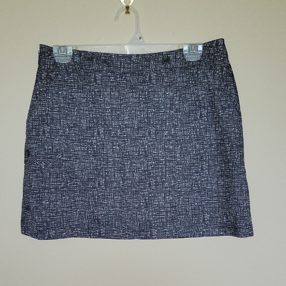 ⛳️Avia Grayish Black with Flecks of White Tweed Look Skort with Built In Shorts